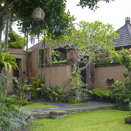 Bebek Tepi Sawah Restaurant & Villas Ubud Quarto foto
